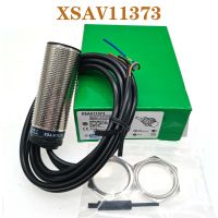 XSAV11373 XSA-V11373 new proximity switch sensor spot