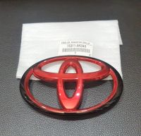 โลโก้หน้ากระจัง โตโยต้า 17 CM สีแดง-ดำ  แท้ สำหรับ โตโยต้า ฟอจูนเนอร์ Toyota Fortuner 2009-2014