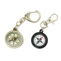 Mini Survival Compass Portable Outdoor Camping Hiking Pocket Navigator Adventure Keychain Compass Climbing Equipment