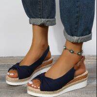 Cross-border independent stand summer fashion in Europe and the code word buckle sponge thick bottom sandals women