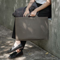 labrador HUMBLE bag L #1 กระเป๋าถือใส่เอกสารและแล็ปท้อป (LAA034)