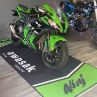 Cool รถจักรยานยนต์ Mat Display พรม Racing Moto พรมเหมาะสำหรับ Honda Kawasaki Yamaha BMW ชั้นตกแต่ง Anti-Slip Mat