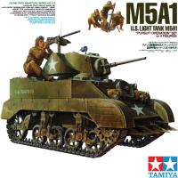 Tamiya 35313 1/35 M5A1ถังเบาชุดก่อสร้างหุ่นประกอบของเล่น Hoy ไฟฟ้าสถิตสำหรับคอลเลกชั่น S DIY