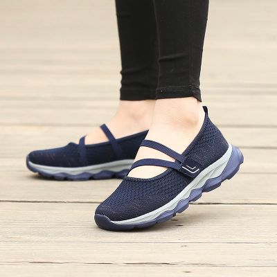 [Quick delivery within 24 hours] 2020 Fashion women outdoor soft walking sport shoes casual sneakers