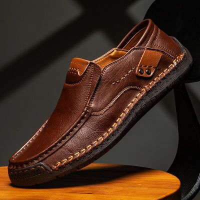 ชุดหนังวัวใหม่รองเท้าผ้าใบดีไซน์ Sepatu Empuk สำหรับผู้ชายรองเท้าพื้นแบนใส่สบายรองเท้าโลฟเฟอร์ผู้ชายรองเท้าหนังนิ่มรองเท้าหนัง