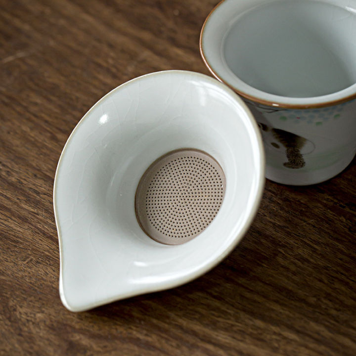 ru-kiln-tea-leakage-tea-filter-tea-brewing-filter-grid-tea-partition-creative-tea-holder-ceramic-funnel-integrated-tea-ceremony