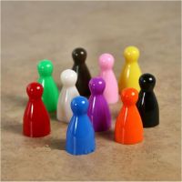 16pcs Plastic Chess Pieces Replacement Set Spare Chess Draughts Game Parts Ludo Chess Accessories for Boys and Girls