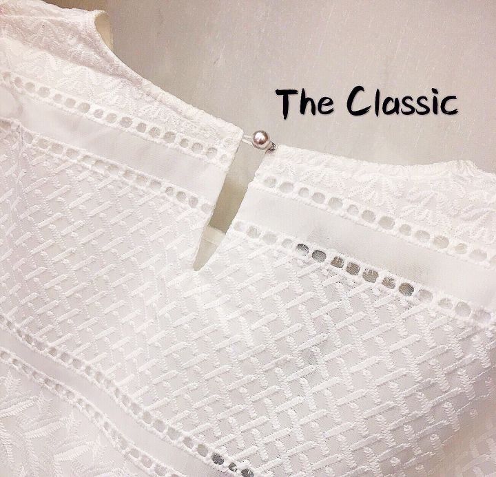 เสื้อลูกไม้สีขาว-แขนยาว-งานลูกไม้-เสื้อขาว-เสื้อใส่ทำบุญ-ชุดขาว-งานป้าย-the-classic