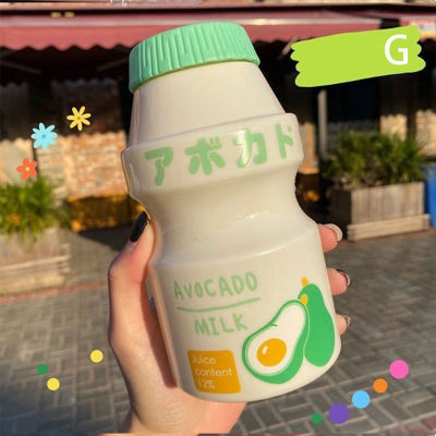 yizhuoliang ขวดน้ำพลาสติก480ml ขวดดื่มรูปร่างน่ารัก Kawaii Milk Shaker bottle
