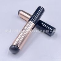 ❀ Silicone lip brush stomach as Q soft round head is convenient lip film mouth lips painted professional shading concealer brush on the spot