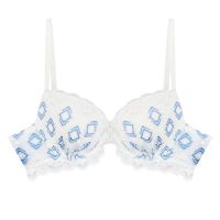 Annebra บราเสริมทรง ตะขอหลัง คอวี มีโครง เสริมฟองน้ำ Push up Mold bra V Neck รุ่น AB1-532 สี off white