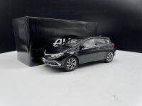 AURIS 1/30 TYTA คอลเลกชันและการแสดงโมเดลรถโลหะผสมและรถของเล่น