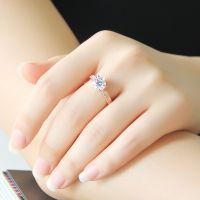 แหวนเพชรระดับสูงของผู้หญิงชุดแหวนทองคำแท้จริงสีรักษาแหวนเพียว 2 กะรัตเพชรเทียมแหวนแต่งงานถ่ายทอดสด de2-516