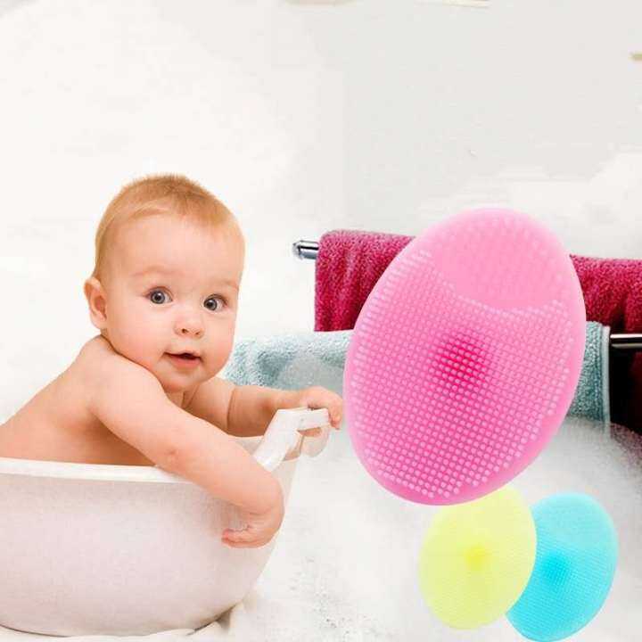 Baby shampoo hot sale brush