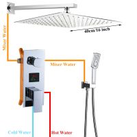 ฝักบัวอาบน้ำน้ำฝนติดผนังระบบฝักบัวอาบน้ำก๊อกผสมอ่างอาบน้ำที่มีฝักบัวจอแสดงผลดิจิตอลโครเมี่ยมก๊อกน้ำในห้องน้ำ