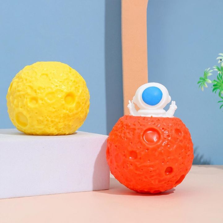 Cute Astronaut Squeeze Ball Spaceman Cup Decompression Toy Rubber Moon ...