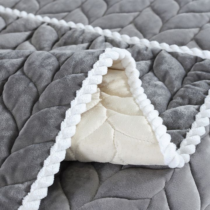 cloth-artist-ผ้าคลุมโซฟาผ้ากำมะหยี่หนาปลอกหุ้มกันลื่นที่นั่ง-europeancouch-cover-sofaforroom-decor