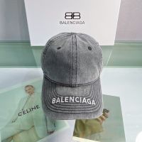 ?Beautiful Boutique?หมวกใหม่ pradaˉหญิงฤดูร้อนใหม่หมวกเบสบอลแฟชั่นป่าหมวกยอด Unisex Sun Hat Star Super Hot สไตล์เดียวกันแฟชั่นฮิปฮอปลําลองหมวกเบสบอล 100% ผ้าฝ้าย Unisex A must-have piece for dressing up