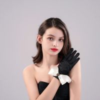 ◄ Ladies Elegant Quality Classical Wrist Length All Finger Black-color Short Wedding Gloves