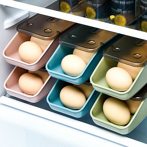 ถาดเก็บไข่-มีที่ปิดด้านบน-มีช่องหยิบจับง่าย-สามารถซ้อนกันได้ในตู้เย็น-ชื่อเรียกอื่นๆ-ที่เก็บไข่-กล่องเก็บไข่