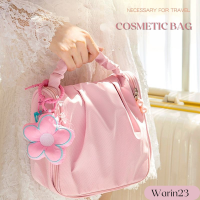 Cosmetic Bag กระเป๋าใส่เครื่องสำอางหรูหรา ความจุขนาดใหญ่ พกพาสะดวก ทนทานกันน้ำได้ พร้อมจี้ดอกไม้สีพาสเทลหวานๆ