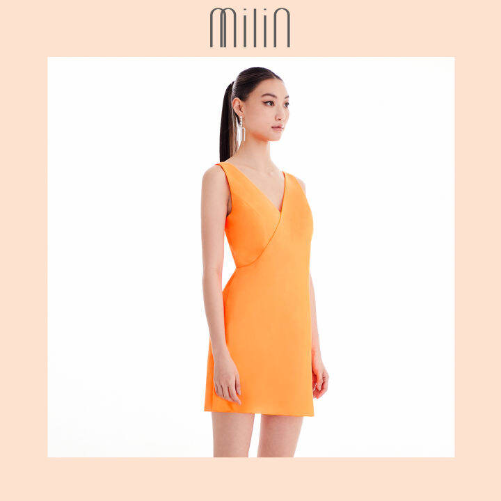 milin-front-drape-detail-polyester-sleeveless-dress-เดรสแขนกุดคอวีจับจีบด้านหน้า-dashing-dress