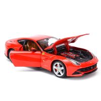 Bburago 1:24 Ferrari F12 Berlinetta รถหล่อแบบคงที่โมเดลของเล่นงรถยนต์านอดิเรกของสะสม