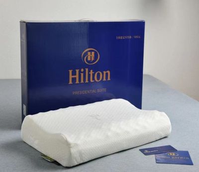 พร้อมส่ง Hilton หมอนหนุนเพื่อสุขภาพ หมอนยางพารา โรงแรม 5 ดาว มี 2 ระดับ แถมกล่อง Orthopedic Latex Memory Foam Massage Pillow Neck Support - Health Pillow