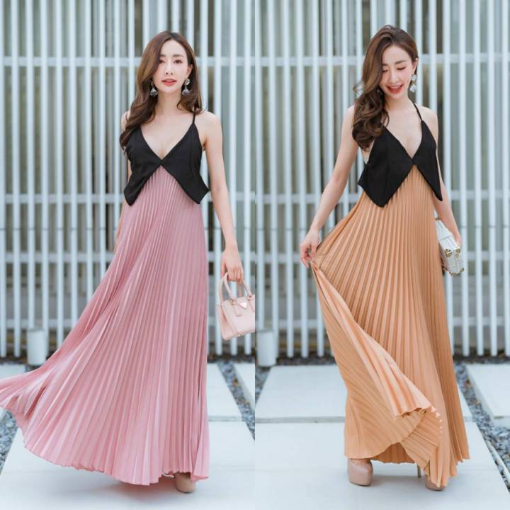 maxidress-peet-แม็กซี่เดรสพลีท-เดรสสายเดี่ยวกระโปรงพลีท-เดรสยาวอัดพลีทแฟชั่น-เดรสเว้าหลัง-ชุดออกงาน-ชุดไปทะเล