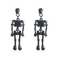 Punk ins style skull skeleton earrings with movable hands and feet niche design Halloween creative earrings earrings