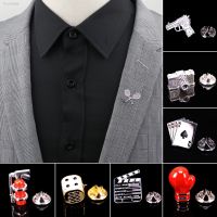 【hot】✷▼□  Broches chiques avançados para homens Poker Beard Gun Pin terno xale lapela pinos chapéu Corsage camisa Collar Acessório