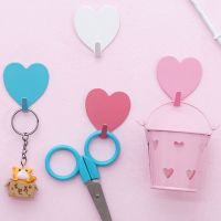 【YF】 2/4pcs Japanese Hooks Heart Shape Key Hook Stainless Steel Sticky Holder Self Adhesive Wall Sticker Child Room Decor