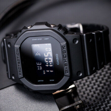 casio-g-shock-แท้100-รุ่น-dw-5600bb-1dr-นาฬิกาข้อมือชาย-ของแท้-cmg-1ปี