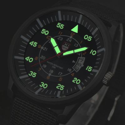 （A Decent035）นาฬิกาผู้ชายทหาร BlackDate Dollmasculino Watch