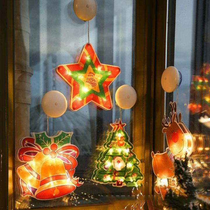 Đèn LED trang trí cửa sổ Giáng Sinh: Đón Giáng Sinh 2024 với ánh sáng lung linh từ những chiếc đèn LED trang trí cửa sổ sẽ mang đến không khí vui tươi và ấm áp cho không gian nhà bạn. Sử dụng công nghệ tiết kiệm điện, những chiếc đèn này sẽ làm cho ngày lễ thêm phần sáng đẹp và ấm áp hơn bao giờ hết.