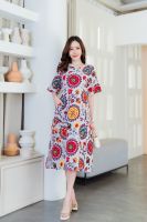 เดรส ผ้าฝ้ายลินินคอกลม:Dress Cottonlinen .Boat neck dress.อก : Chest 32”- 46”ความยาว 39".สะโพก : Hip Fee. มี เชือกผูกเอว : Waist tie มีกรพเป๋า 2 ข้าง : There are 2 side pockets