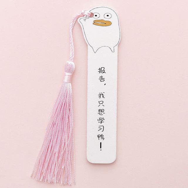 1pcs-cute-tassel-pendant-wooden-bookmarks-korean-creative-cartoon-duck-ruler-inspiring-book-clip-with-7cm-scale