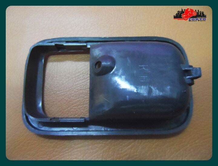 toyota-hiace-lh112-door-handle-socket-rh-black-1-pc-เบ้ามือเปิดปะตู-ข้างขวา-สีดำ-1-ชิ้น-สินค้าคุณภาพดี