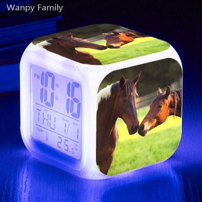 【Worth-Buy】 Beauty And The Horse นาฬิกาปลุก7เปลี่ยนสีได้ Led เรืองแสงนาฬิกาปลุกเด็กดิจิตอลมัลติฟังก์ชั่น