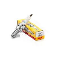 original motorcycle spark plug CR9E large displacement suitable for Suzuki GSX Kawasaki Ninja Yamaha FZ6R Benelli