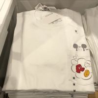 Uniqlo เสื้อยืดแขนเสื้อแขนสั้นคอกลมพิมพ์ลายการ์ตูน,ห้องลองเสื้ออยู่บ้านฤดูร้อนใหม่สำหรับทั้งชายและหญิง (437612)