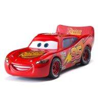 รถยนต์ดิสนีย์3 Lightning Mcqueen Jackson Storm The King รถยนต์โลหะหล่อแข็งนางแบบของเล่น Disney สำหรับวันเกิดของเด็กผู้ชาย