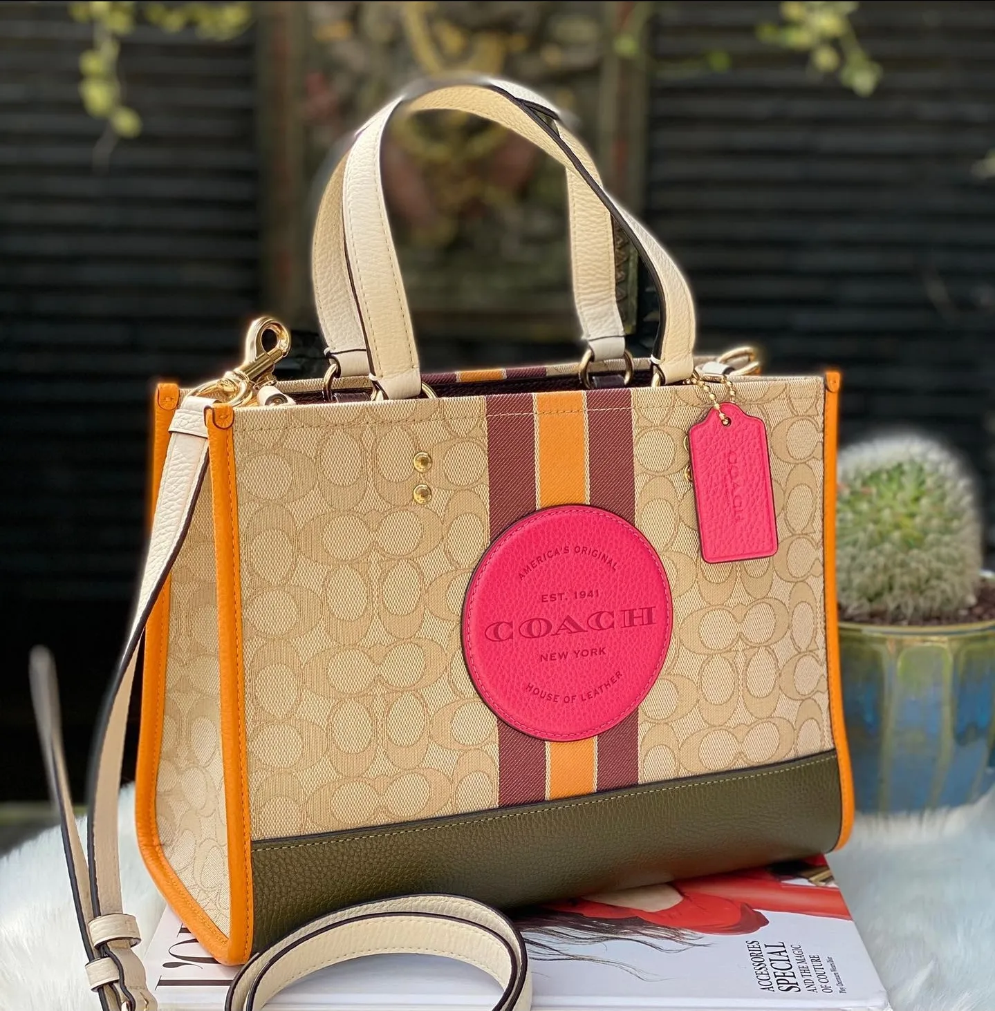COACH(コーチ) / デンプシーキャリーオールシグネチャートート