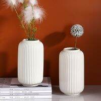 MUJI High-end IKEA vase of the same style