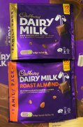 Socola Cadbury Dairy Milk 150g 1 gói gồm 10 thanh 15g