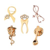 【DT】hot！ Stethoscope Snake stick tooth brooches Collection Pins for Doctor Fashion Jewelry Gifts