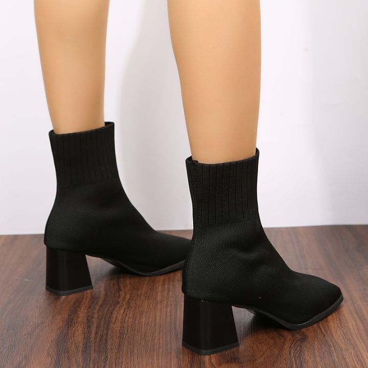 ถุงเท้า2022-รองเท้าบูท-ส้นหนา-รองเท้าบู้ทกลางบาร์เรล-แขนยางยืดบางแหลม-sepatu-boot-pendek-ส้นกลาง-รองเท้าแฟชั่นผู้หญิง