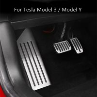 คันเร่งเบรคเท้าสำหรับ Tesla รุ่น3 Y Footboard ปรับแต่งอลูมิเนียมอัลลอยด์ตกแต่งภายในแป้นโลหะ