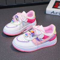 รองเท้าผ้าใบ Sepatu Anak Perempuan 2023ใหม่สำหรับฤดูร้อนรองเท้าเจ้าหญิงหนังกันน้ำรองเท้ากีฬากันแบบแฟชั่นสวมใส่สบายสำหรับเด็กโตเด็กชาย