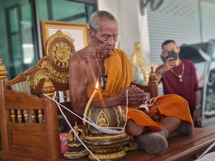 เหรียญรวยสุขใจ-หลังหนุมาน-หลวงพ่อพัฒน์-ปุญญกาโม-วัดห้วยด้วน-เลือกเหรียญ-เลือกเนื้อได้เอง-กดดูได้เลย